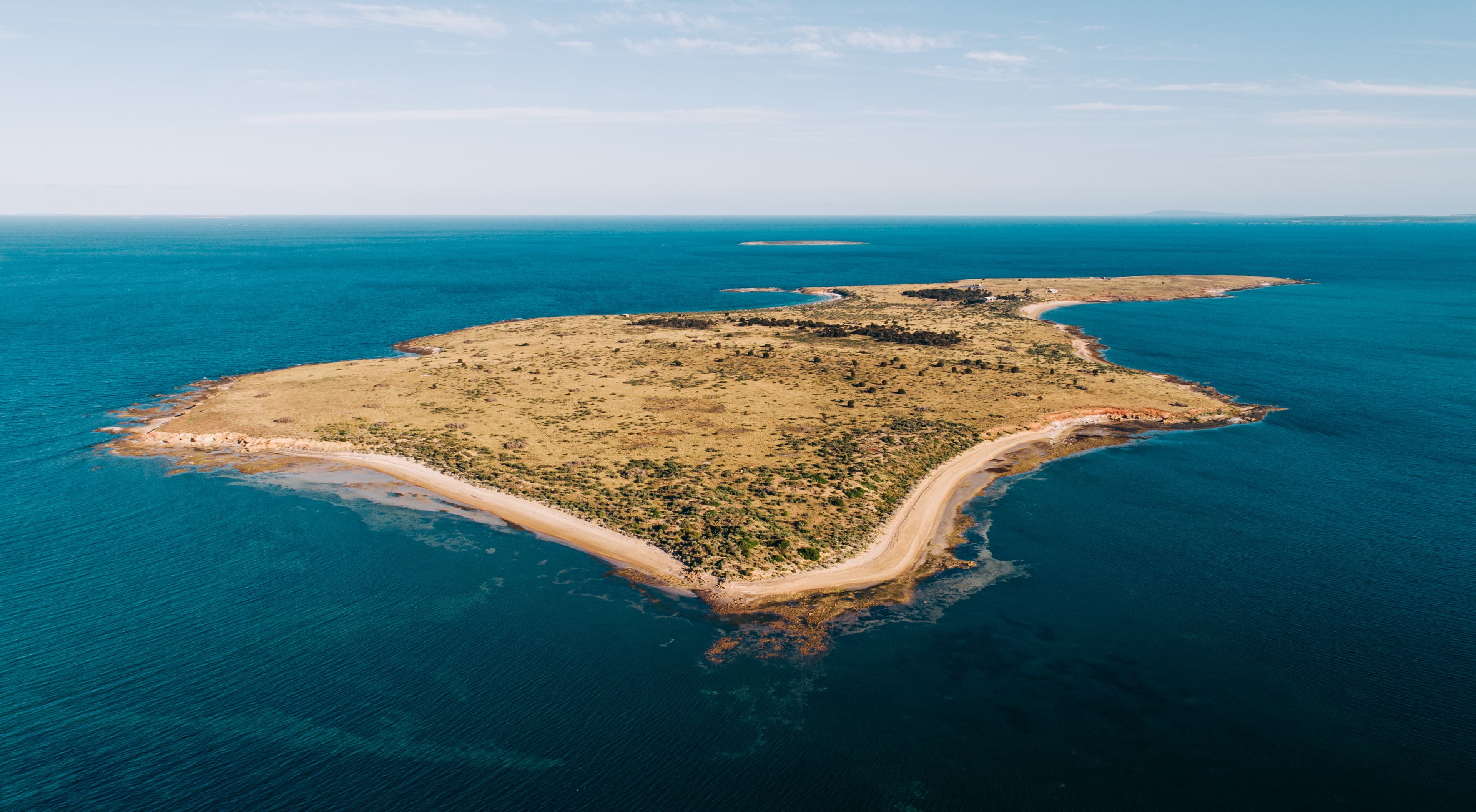 Louth Island from above
